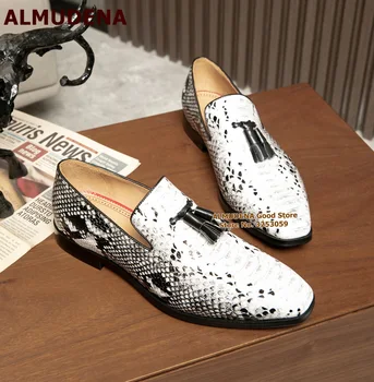 ALMUDENA/Мужская официальная обувь из бело-серой змеиной кожи, Роскошные модельные туфли, украшенные маленькими кисточками, Без застежки, Деловая обувь, Размер46